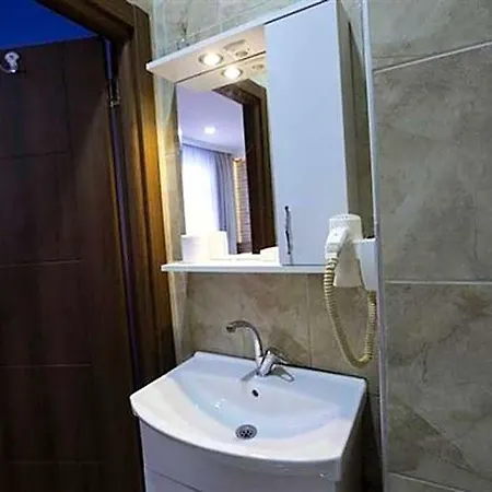Taksim Park Hotel