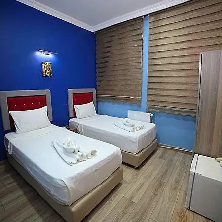 Taksim Park Hotel 2*